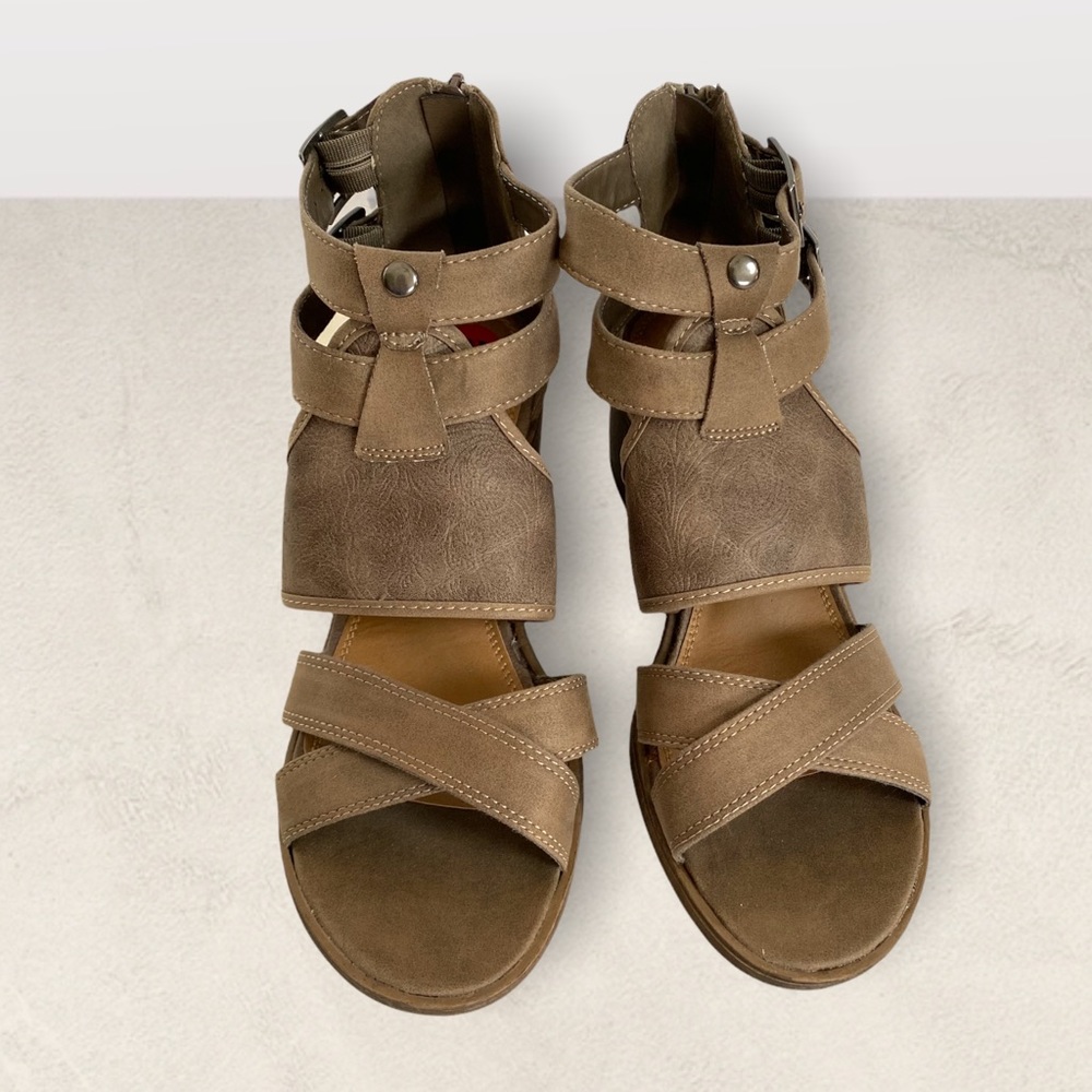 Rampage Block Heel Shoes - Picture 12 of 13